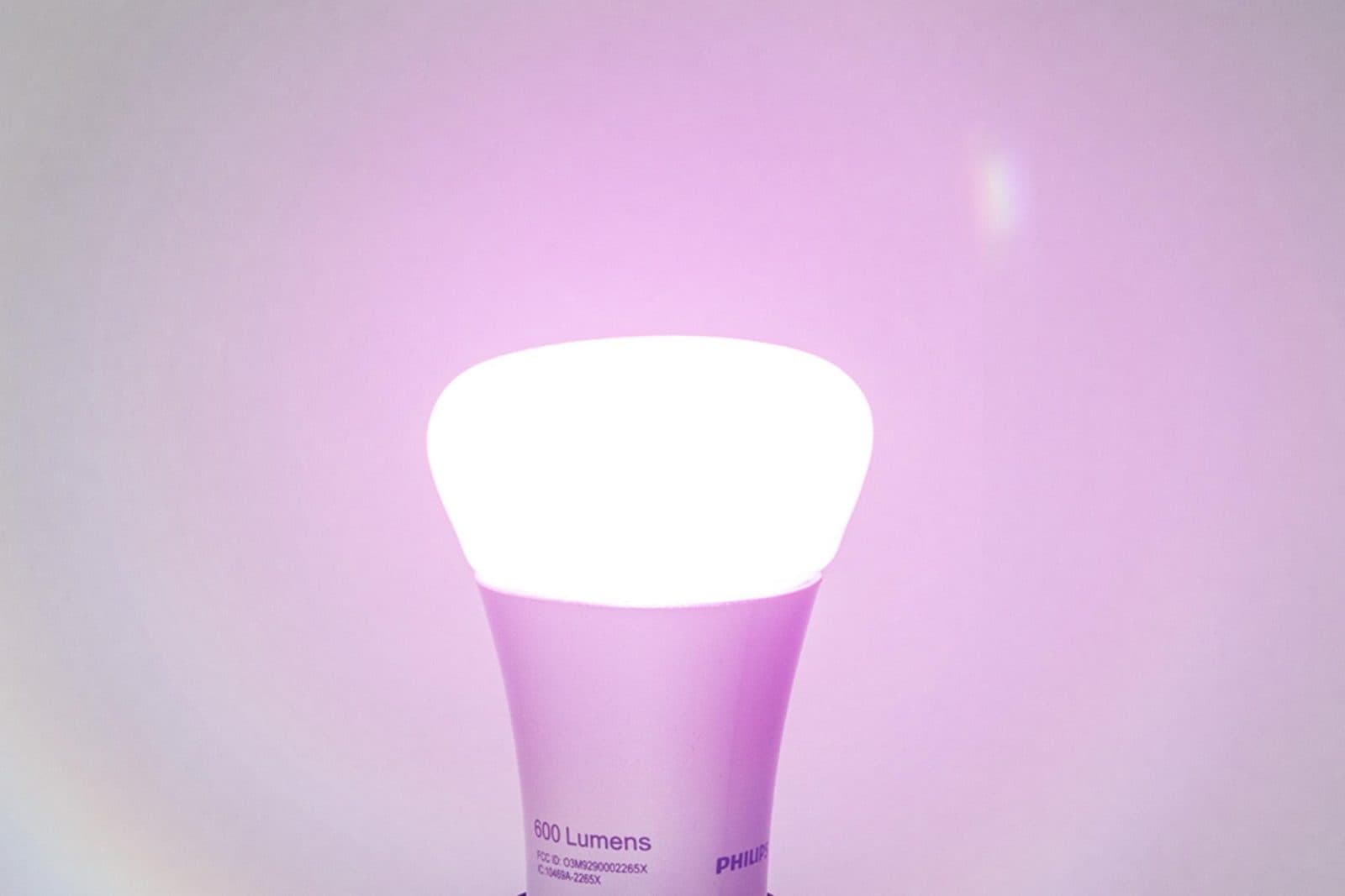 The Verge ชี้ Philips Hue คือหนึ่งในผลิตภัณฑ์ที่ทำสมาร์ตโฮมได้ใกล้เคียงที่สุด