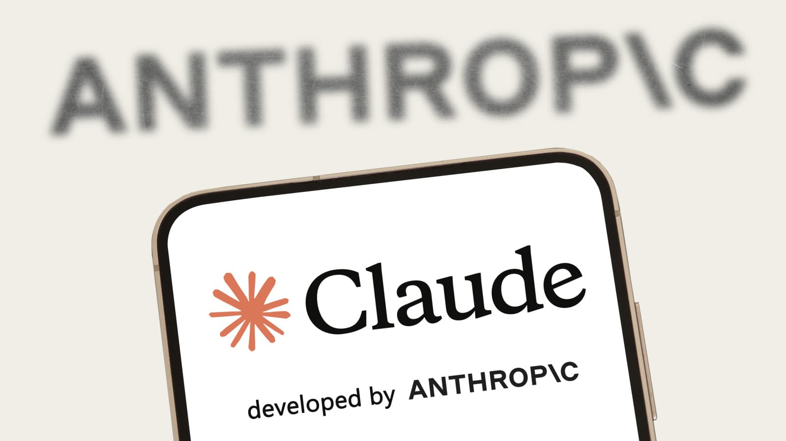 ศาลอนุมัติข้อตกลง Anthropic จ่าย 1.5 พันล้านดอลลาร์คดีลิขสิทธิ์ AI