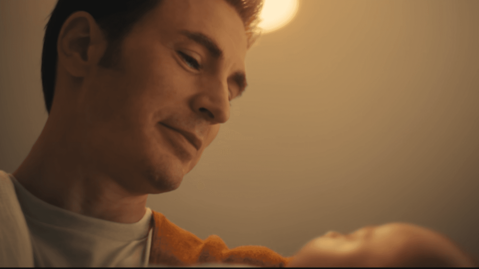 Hayley Atwell อธิบายฉาก Steve Rogers อุ้มทารก แต่ยังไม่เฉลยความหมาย