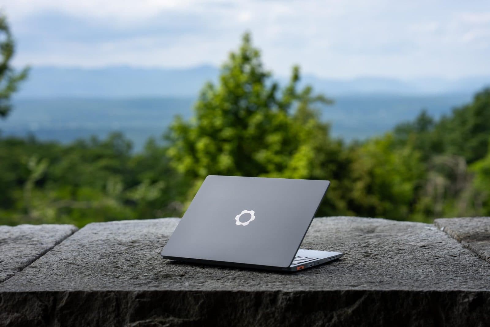 รีวิว Framework Laptop 13 Pro: โน้ตบุ๊กโมดูลาร์ระดับพรีเมียมที่ดีมาก แต่ราคาแรงขึ้นอีก