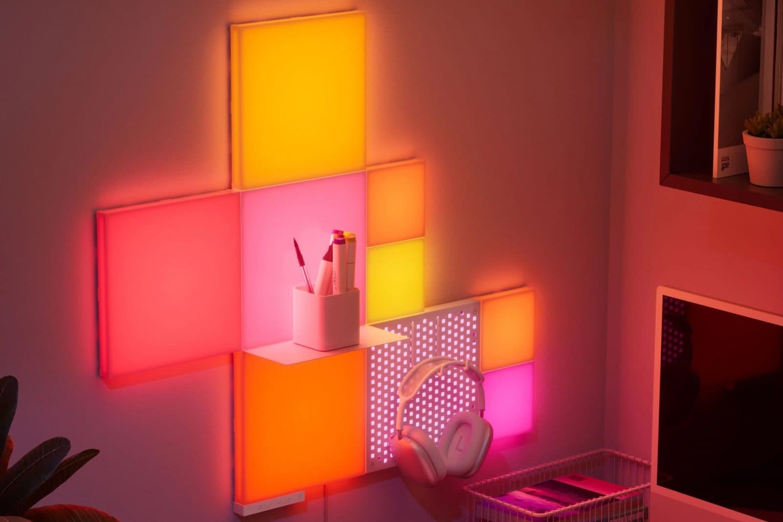 ชุดไฟและชั้นวาง Nanoleaf Blocks ลดครึ่งราคา เหลือ $99.99