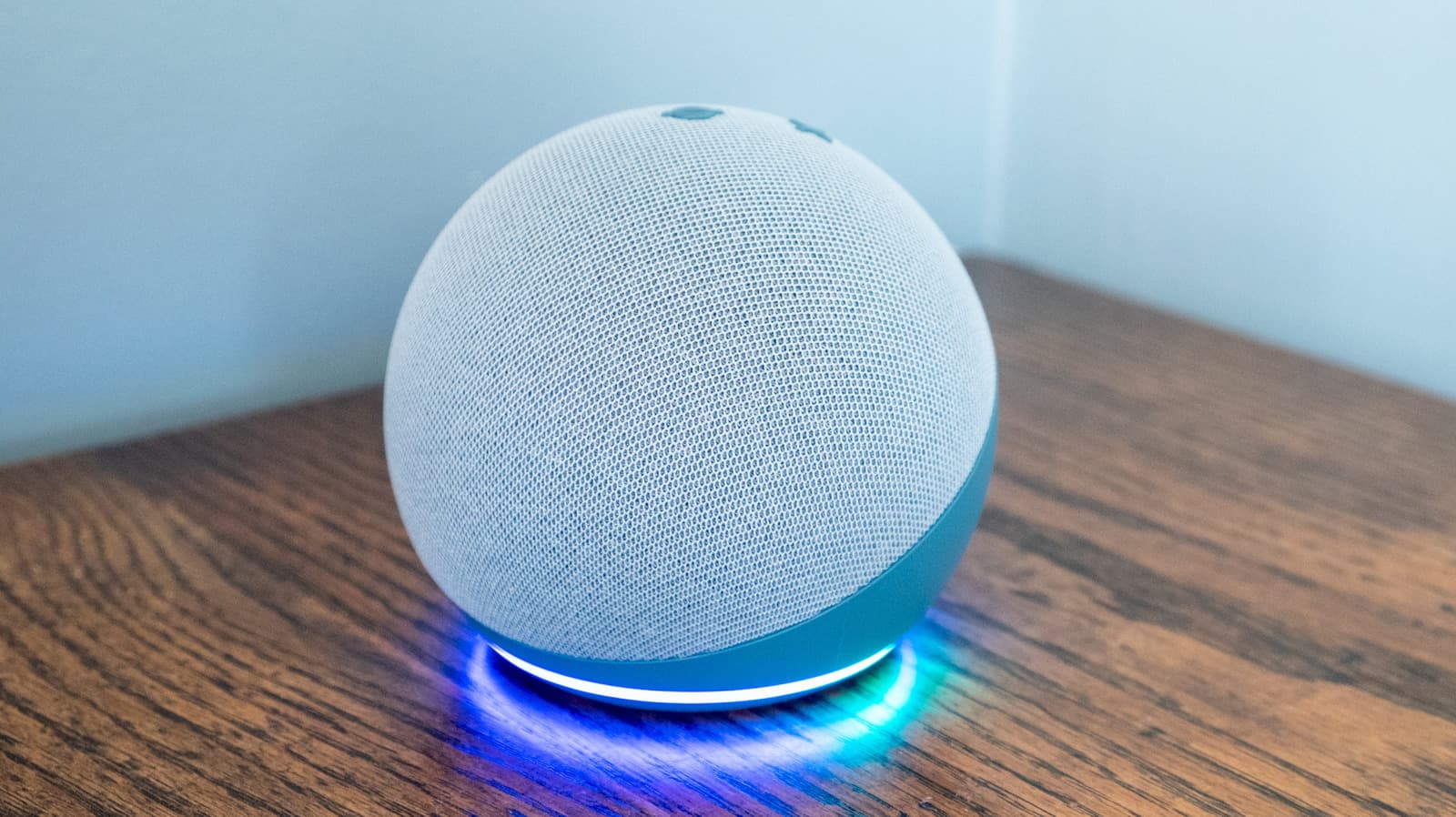 Echo Dot Max ต่างจาก Echo Dot รุ่นเดิมอย่างไร