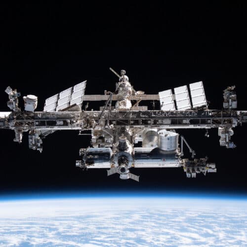 NASA เปิดร่างข้อเสนอสร้างสถานีอวกาศเอกชนในวงโคจรต่ำ