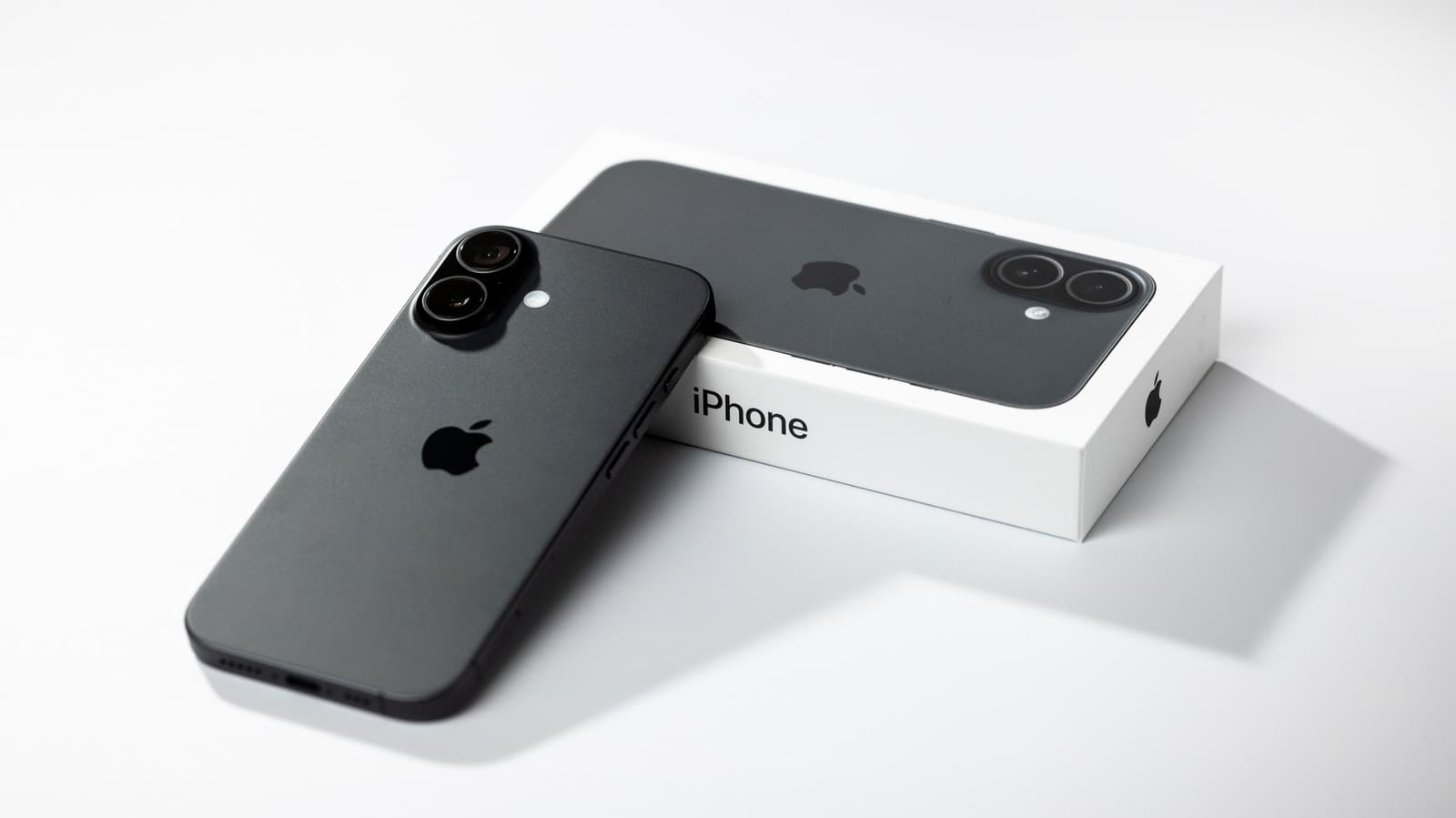 วิธีเช่า iPhone แทนการซื้อ: โปรแกรมอัปเกรดใหม่ของ Apple ทำให้จ่ายรายเดือนถูกลง