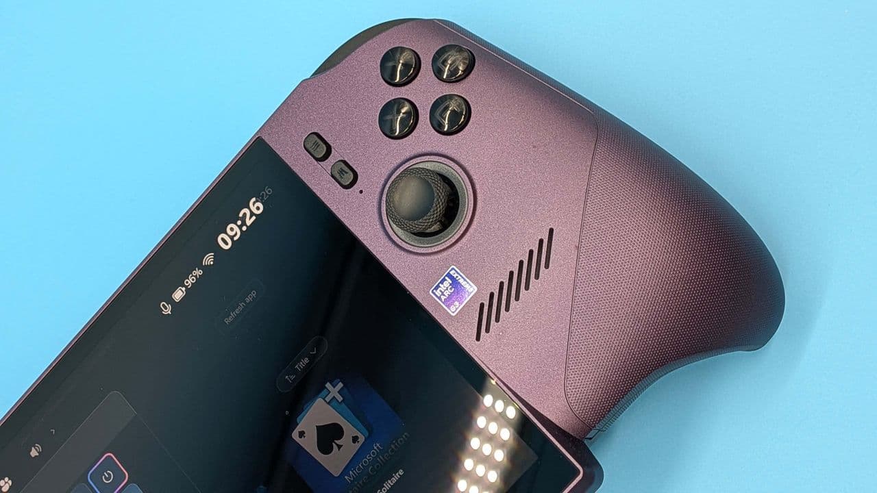 ลือ Intel อาจทำชิป Panther Lake รุ่นประหยัดสำหรับเครื่องเกมพกพา