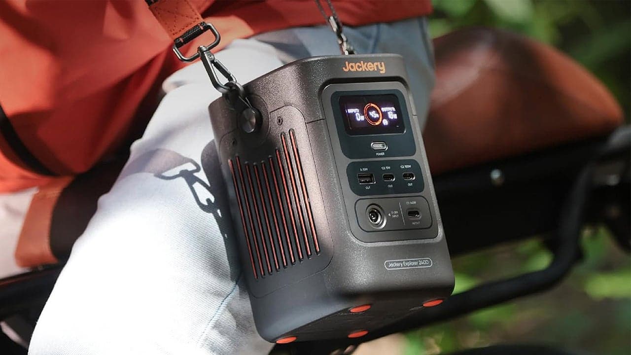 Jackery Explorer 240D พาวเวอร์แบงก์ 80,000mAh ลดต่ำกว่า 100 ดอลลาร์ครั้งแรก