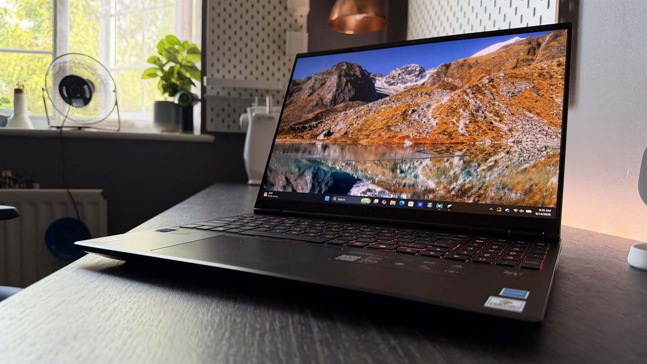 รีวิว Acer Predator Helios Neo 16S AI: สวย เบา จอเทพ แต่ RTX 5080 ไม่แรงอย่างที่คาด
