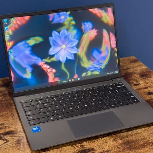 รีวิว Chuwi Unibook ราคา 449 ดอลลาร์: คู่แฝดกลับด้านของ MacBook Neo