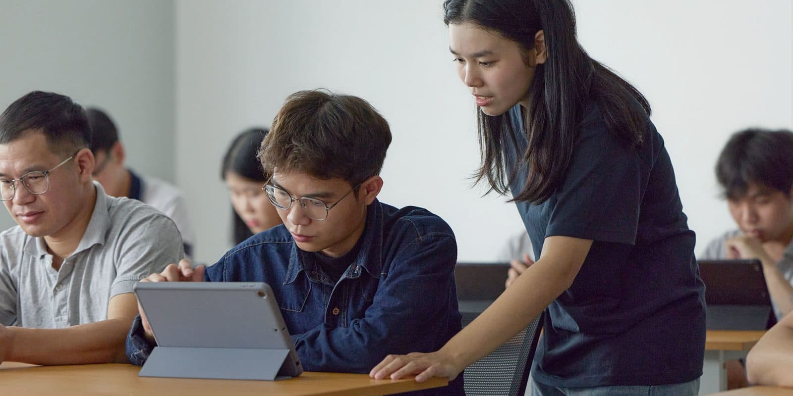 Apple ขยายโครงการพัฒนาทักษะแรงงานซัพพลายเชนในเวียดนาม