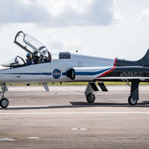 NASA ปรับโฉมเครื่องบินฝึกนักบินอวกาศ T-38 เป็นลาย Artemis ใหม่