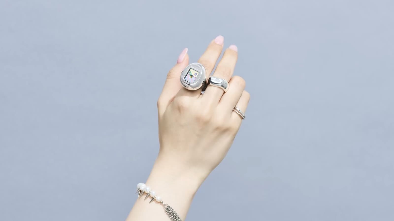 Tamagotchi Ring แหวนเลี้ยงสัตว์ดิจิทัลที่ใส่แล้วเล่นได้จริง