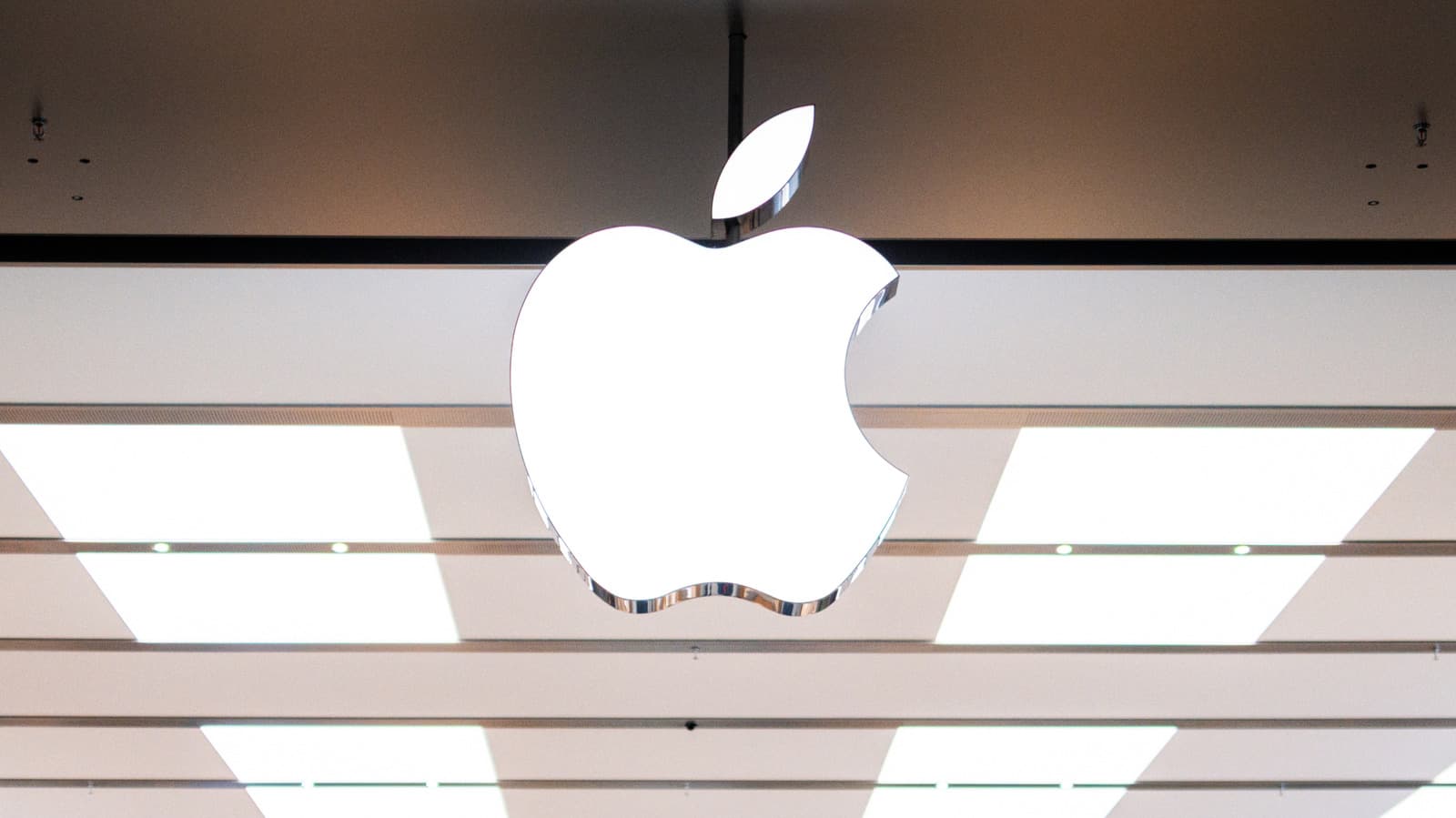 Apple เคยทดสอบสไตลัสสำหรับ iPhone จอพับ แต่ยังไม่แน่ว่าจะได้เห็นจริง