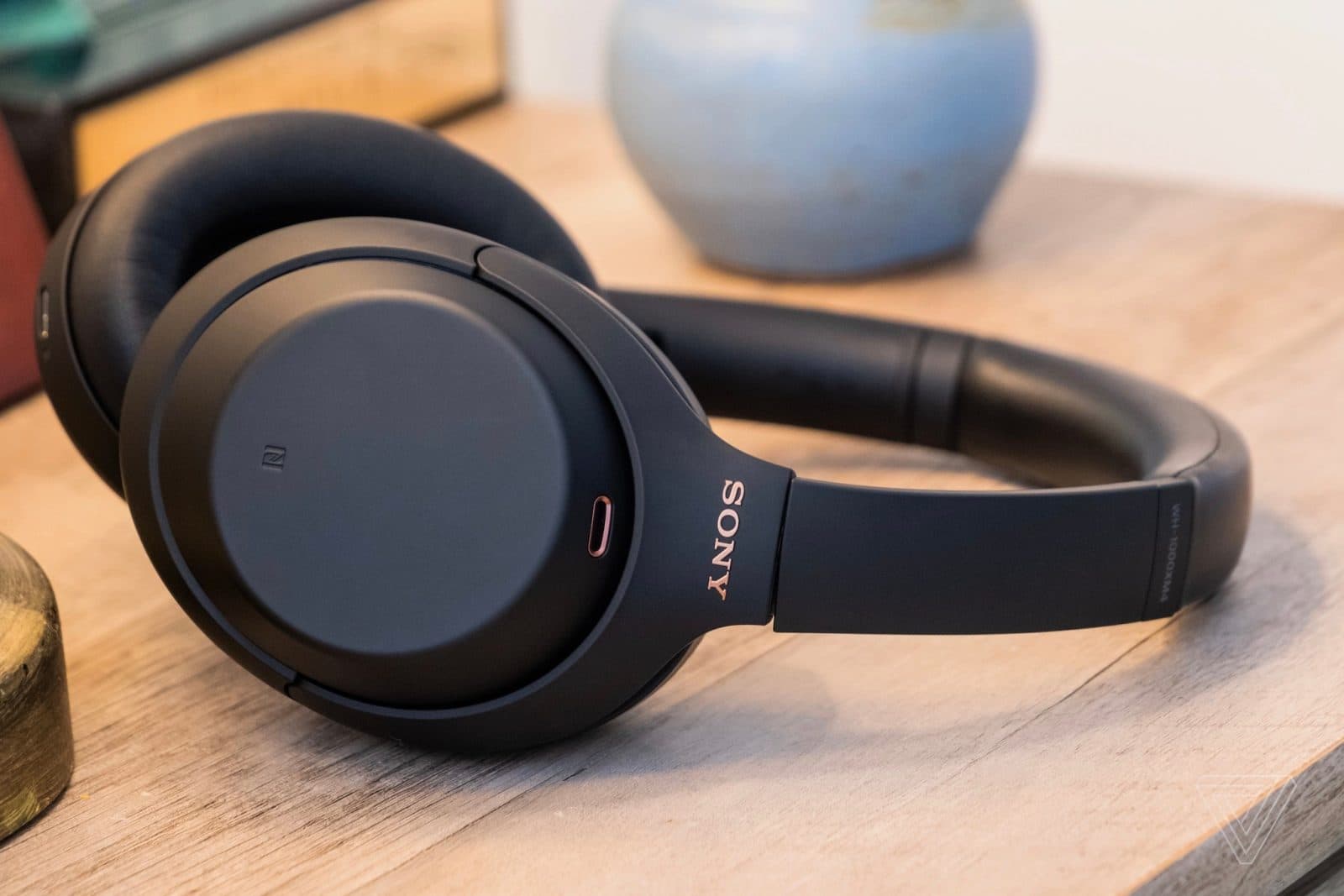 ลือ Sony เตรียมหูฟังตัดเสียงรบกวนรุ่นประหยัด WH-1000XM4C