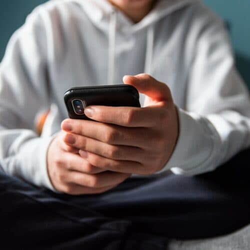 ศาลนิวเม็กซิโกสั่ง Meta จ่าย 567 ล้านดอลลาร์ หนุนบำบัดสุขภาพจิตเยาวชน