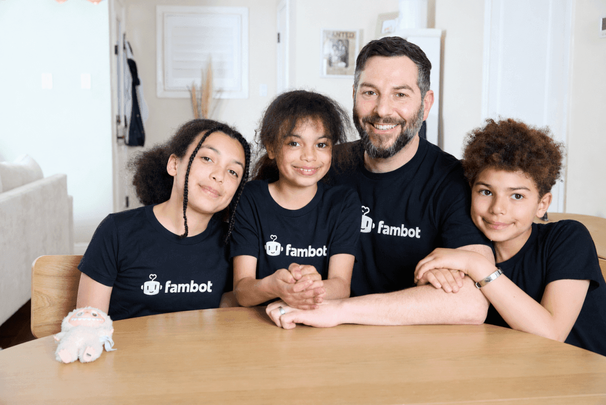 Fambot เปิดตัวผู้ช่วย AI เสมือน “หัวหน้าทีม” สำหรับครอบครัว