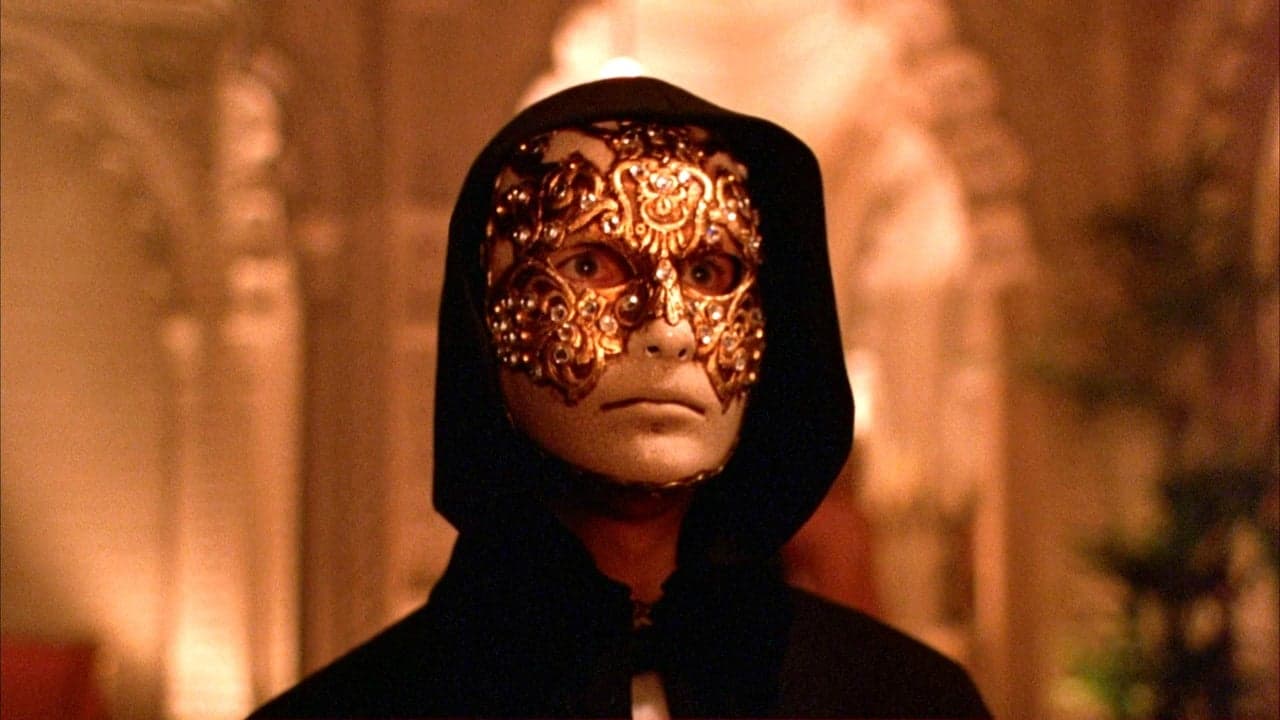 ลูกสาวสแตนลีย์ คูบริกโต้ทฤษฎี “ฟุตเทจหาย 20 นาที” ใน Eyes Wide Shut