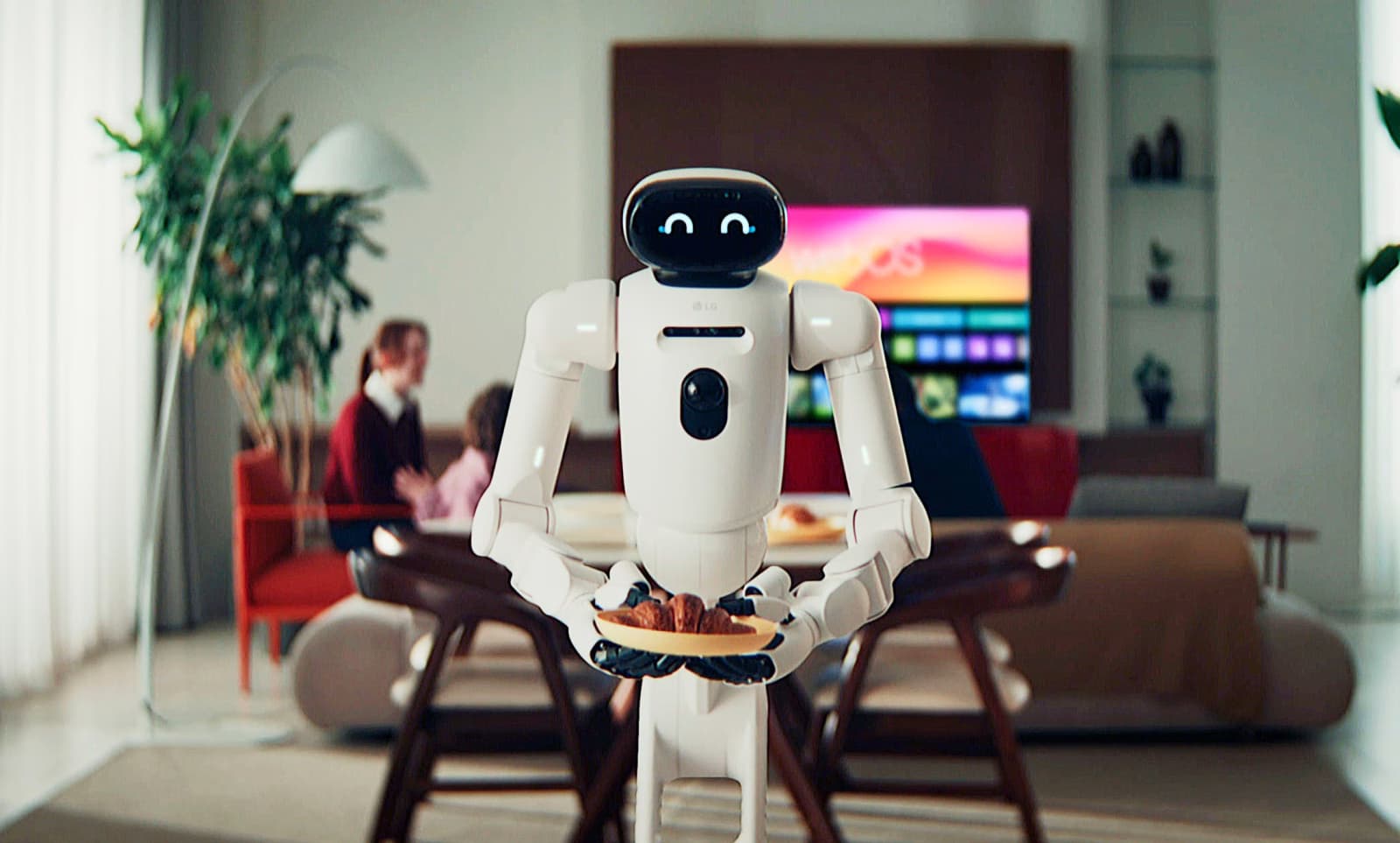 LG เผย CLOiD หุ่นยนต์แม่บ้านแบบล้อ ชูแนวคิดฝึก AI จากบ้านจริง