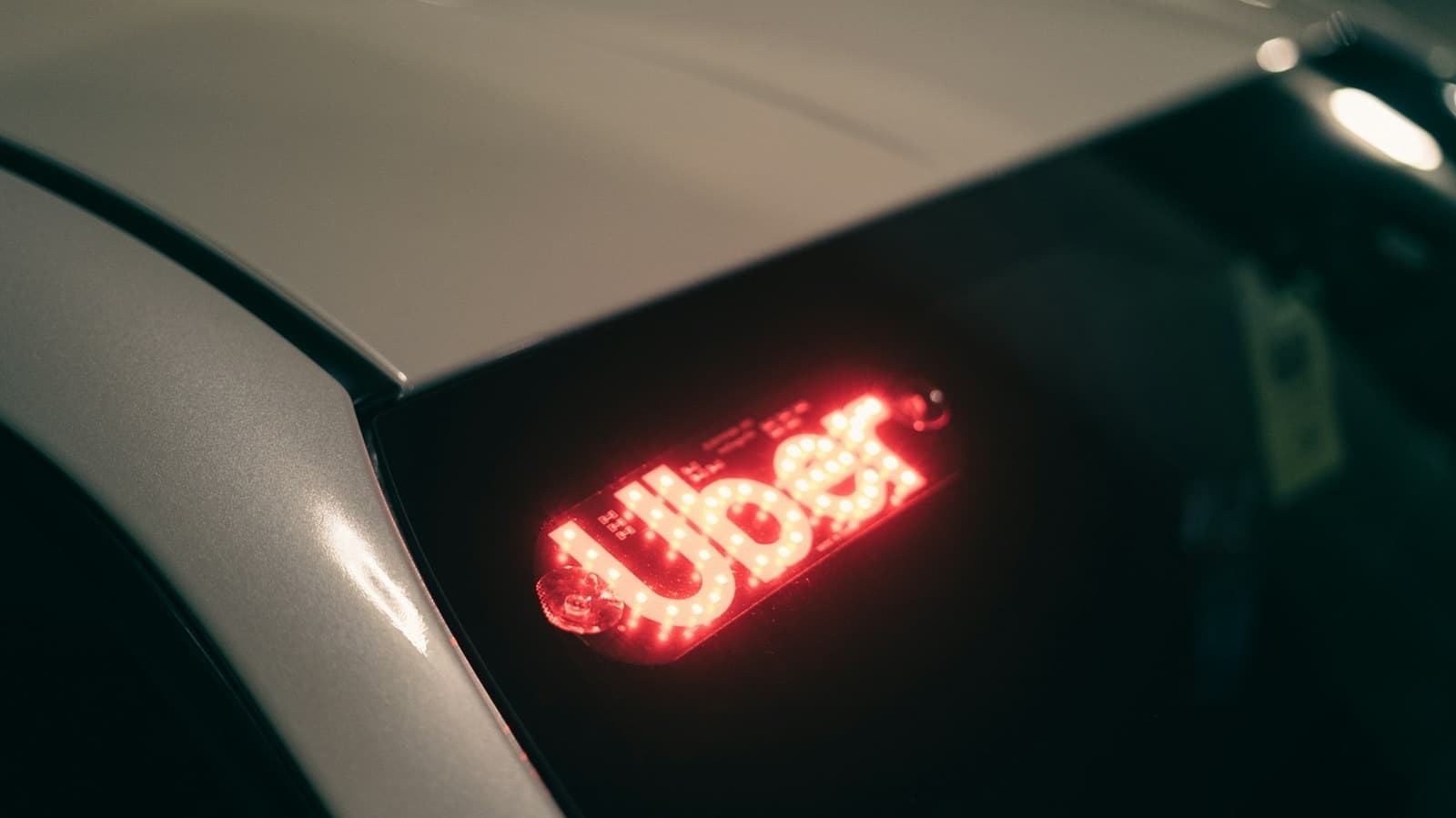 Uber เตรียมปลดพนักงานราว 3,000 คน และดันคนทำงานจากระยะไกลให้กลับเข้าออฟฟิศ