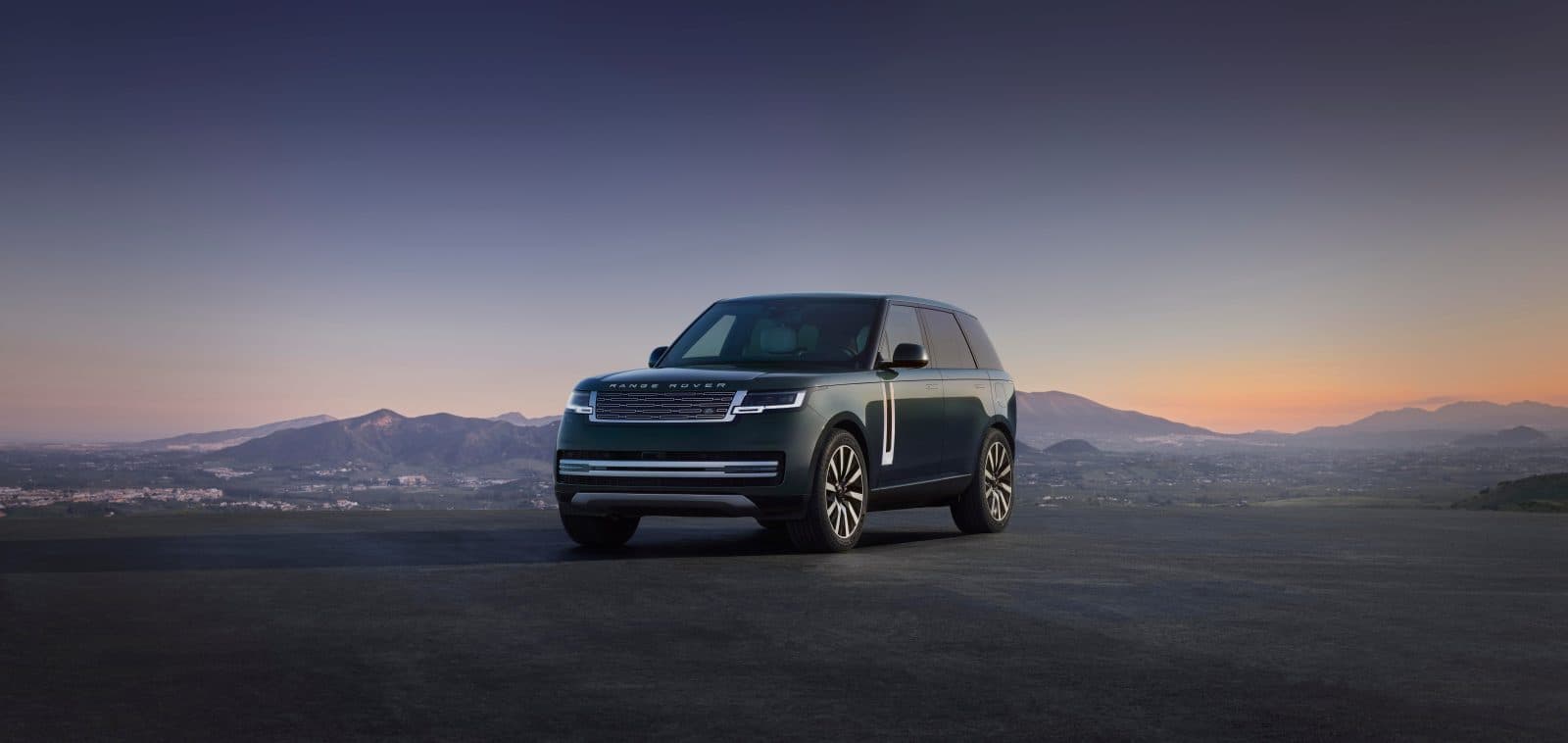 Range Rover EV ใหม่คงดีไซน์เดิม เก็บภาพลักษณ์เอสยูวีหรูไว้ครบ