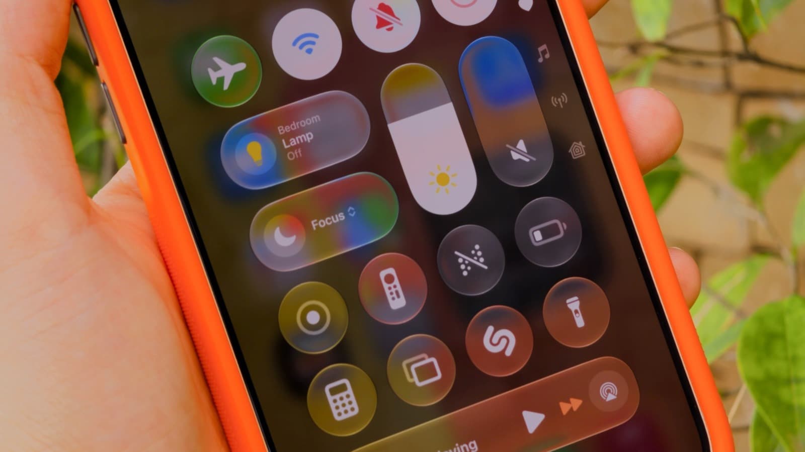 Do Not Disturb กับ Focus บน iPhone ต่างกันอย่างไร