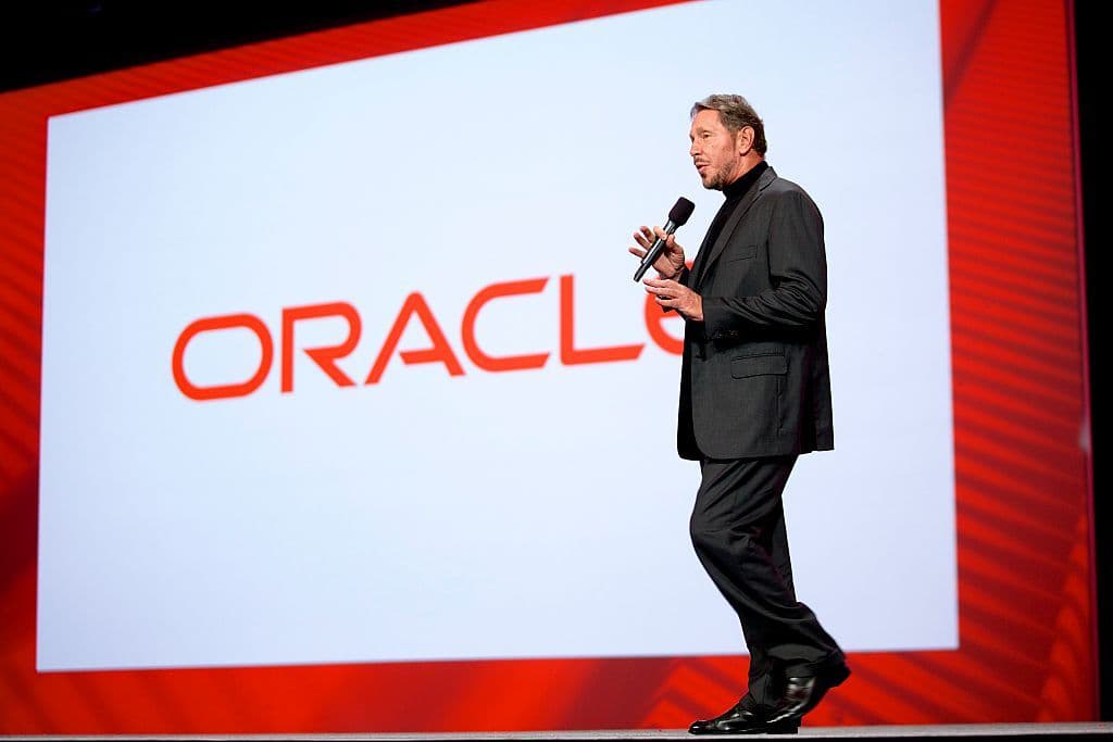 แลร์รี เอลลิสันยกเลิกแผนขายหุ้น Oracle มูลค่า 7.5 พันล้านดอลลาร์