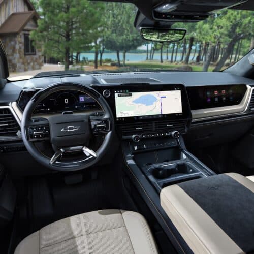 GM ปรับ UI รถกระบะรุ่นหลักใหม่ และยังรองรับ CarPlay กับ Android Auto