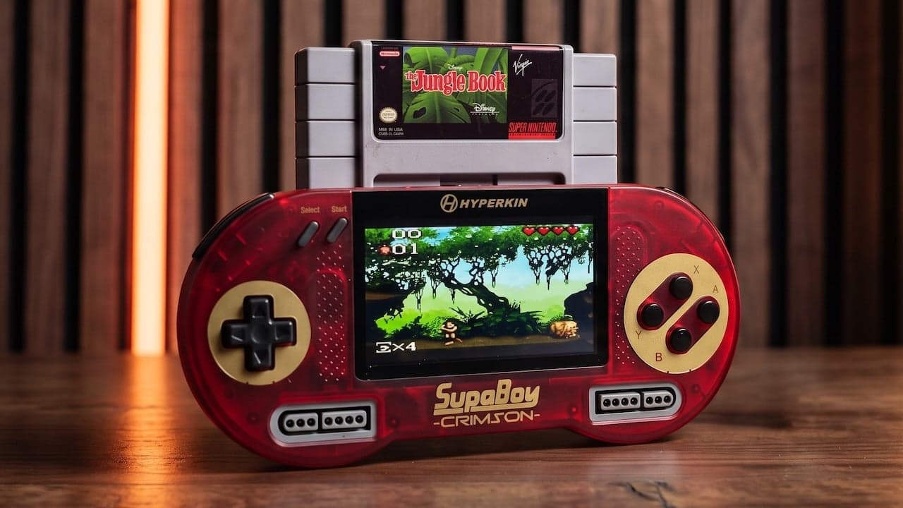 Hyperkin เปิดพรีออเดอร์ SupaBoy Portable เครื่องเล่นพกพาสำหรับตลับ SNES แท้