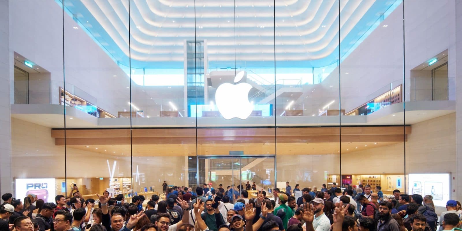 Apple เปิดขาย iPhone 18 Pro, Watch Series 12/Ultra 4 และ AirPods 5 ทั่วโลก