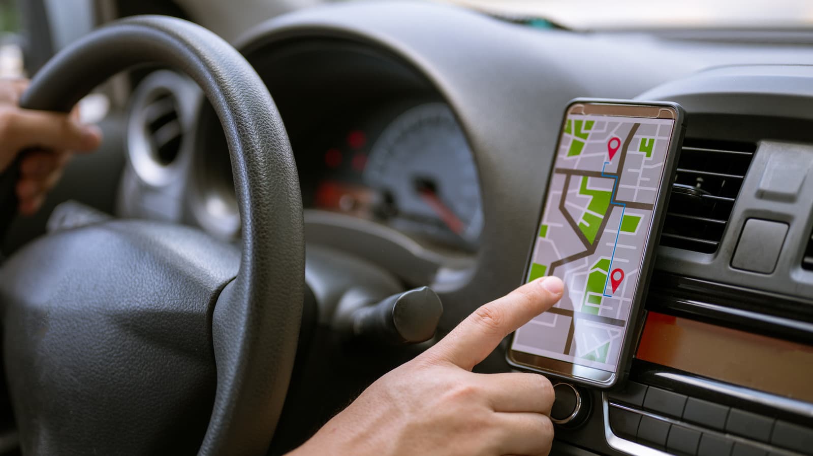 อัปเกรดเครื่องเสียงรถเก่าให้รองรับ Bluetooth และ CarPlay คุ้มแค่ไหน
