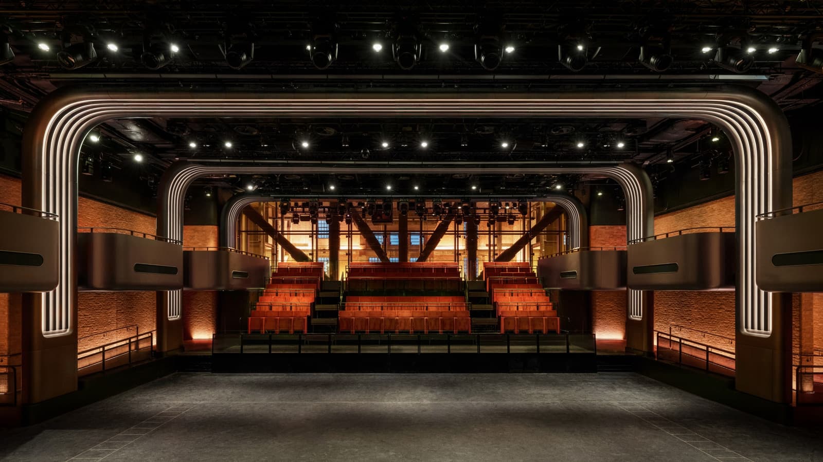Apple เปิดฮอลล์คอนเสิร์ตเฉพาะกิจในลอนดอน รองรับ Spatial Audio และถ่ายหลายกล้อง
