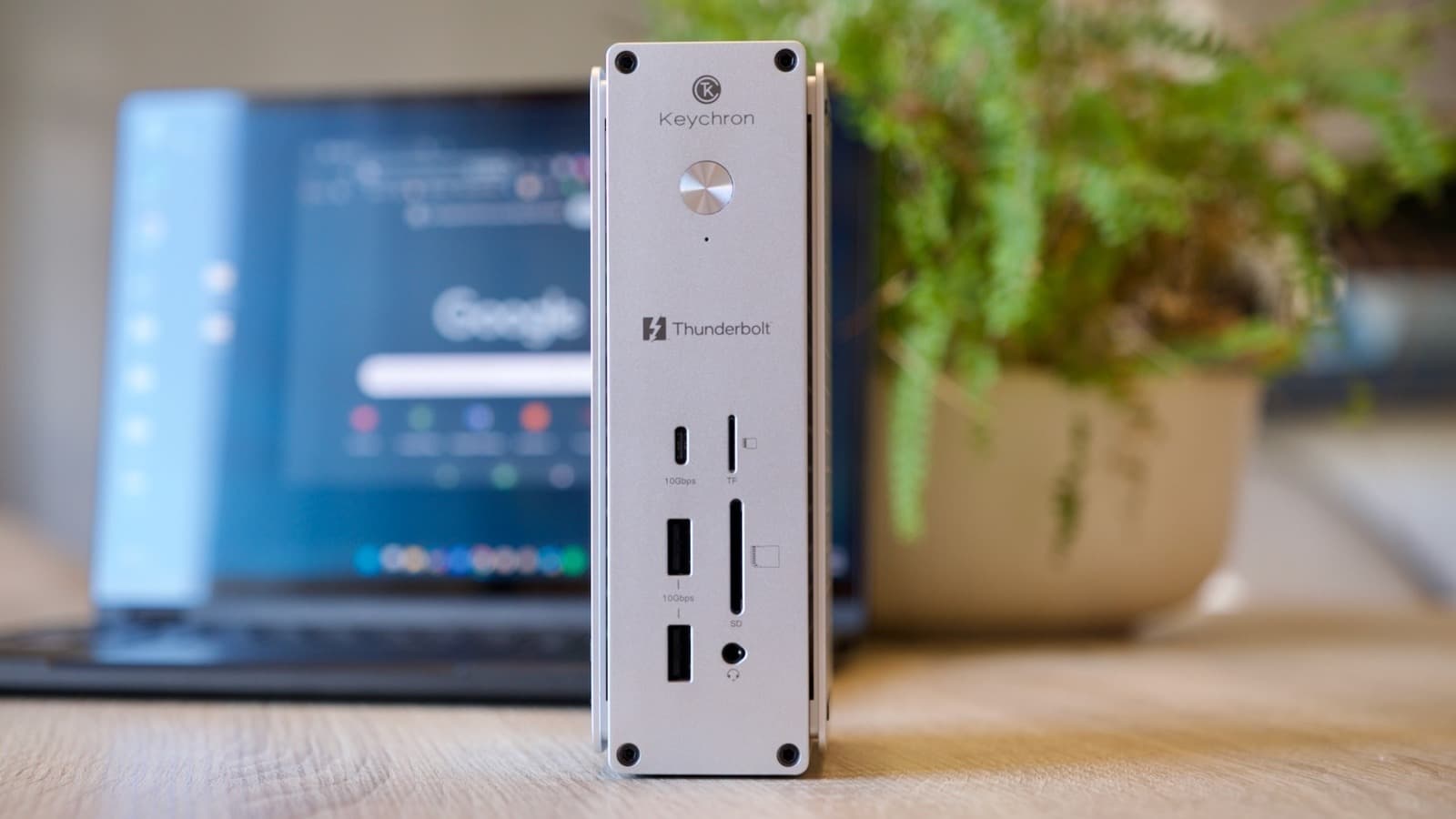 รีวิว Keychron Thunderbolt 5 Dock: ด็อกพอร์ตที่น่าเชื่อถือและใช้งานจริง