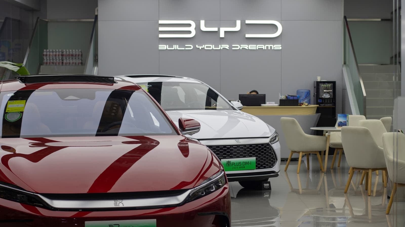 BYD เผยแบตเตอรี่โซลิดสเตตสำหรับรถ EV ใกล้พร้อมใช้งานบนถนนจริง