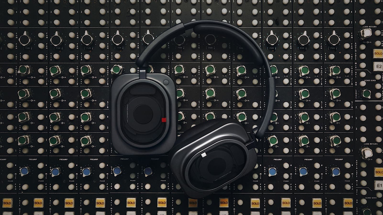 Nothing เปิดตัว Headphone 1 Pro หูฟังเรือธงราคา 399 ดอลลาร์ พร้อมฟีเจอร์ระดับมืออาชีพ