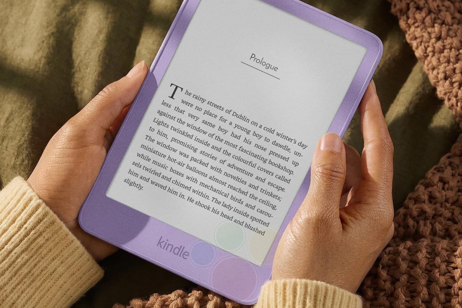 ภาพหลุดเผย Kindle รุ่นเริ่มต้นใหม่ของ Amazon อาจมาพร้อมสีและดีไซน์ปรับเล็กน้อย