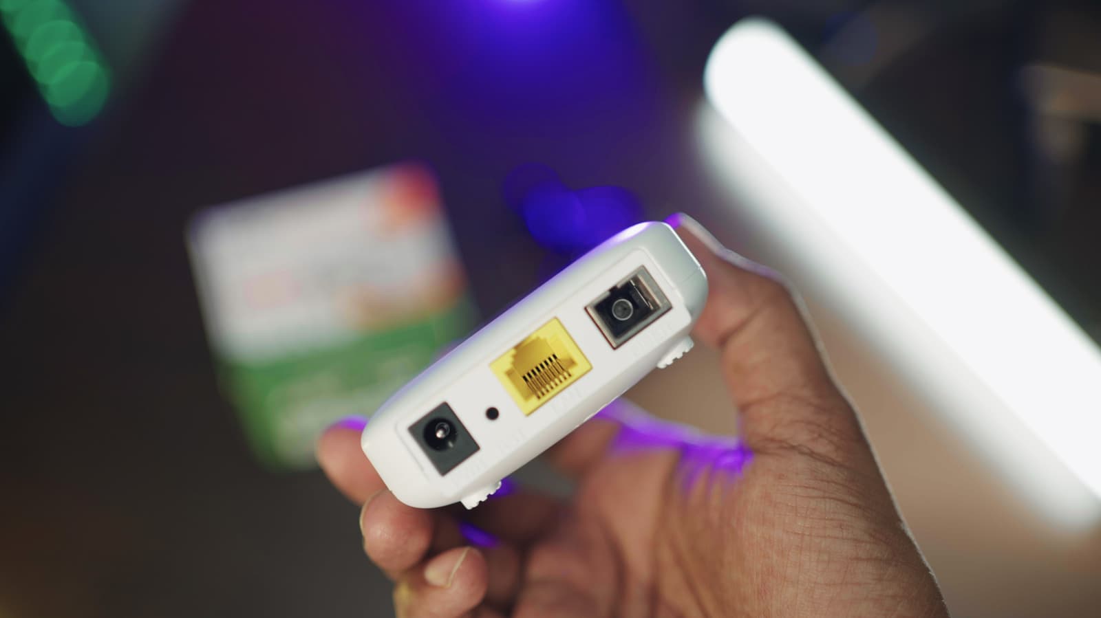 ท่องเที่ยวแล้วควรมี “Travel Router” ไหม? สิ่งที่ควรรู้ก่อนตัดสินใจ