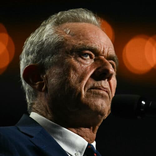 RFK Jr. หนุน AI เป็น “ทางเลือก” เหนือแพทย์และผู้เชี่ยวชาญด้านสุขภาพ