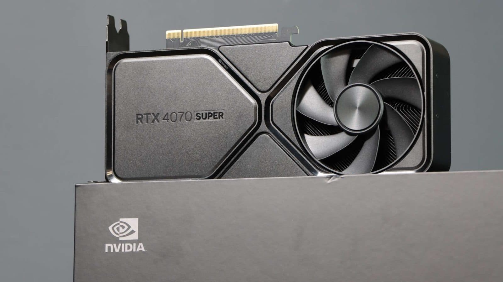 ทดสอบปลดล็อก Multi Frame Generation บน RTX 4070 Super พบแรงขึ้นมาก แต่ยังมีอาการภาพเพี้ยนบางเกม