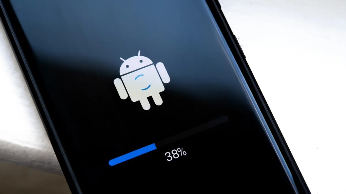 วิธีเช็กว่าโทรศัพท์ Android ยังได้รับอัปเดตความปลอดภัยอยู่หรือไม่