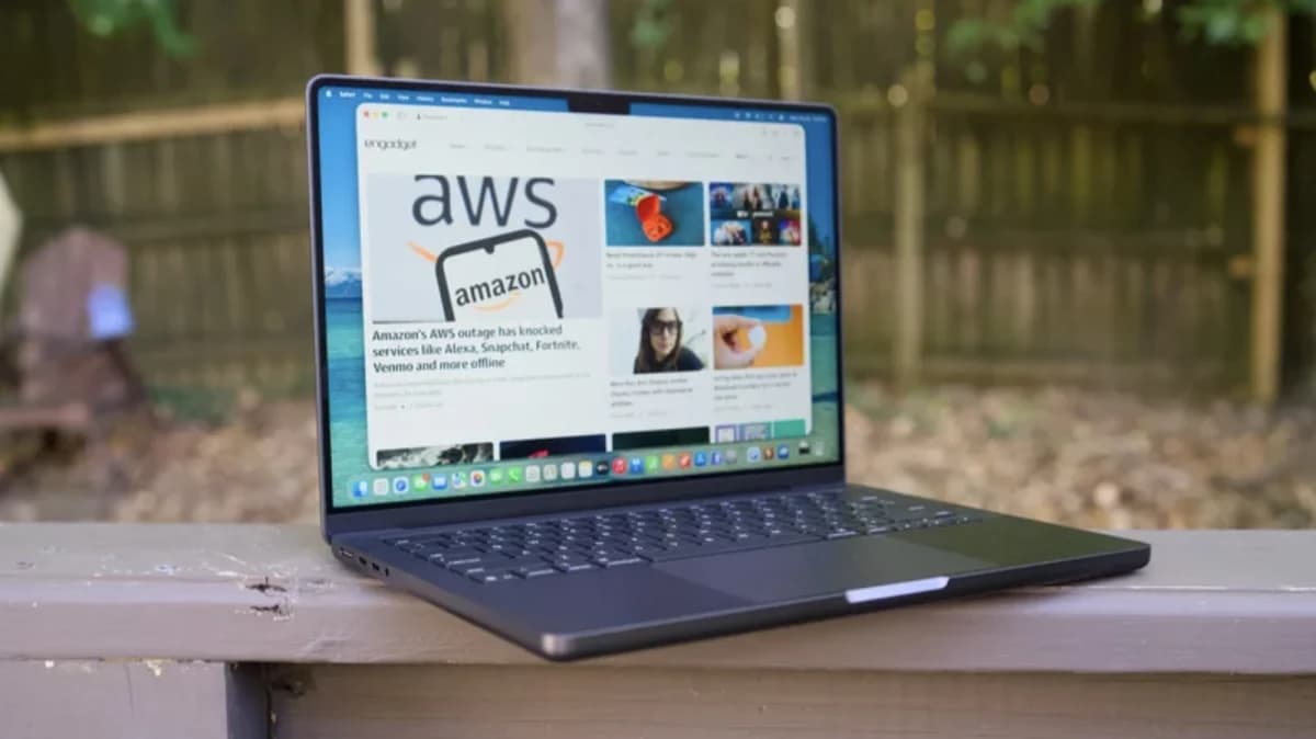 ลือ Apple เตรียมเปิดตัว MacBook จอสัมผัสและ iPad mini ภายในเดือนนี้