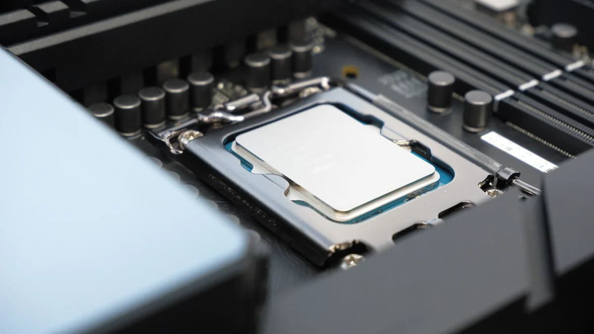 Gigabyte เผย Intel เตรียมออกซีพียู LGA1700 รุ่นใหม่ในปี 2027 รับกระแส DDR4 แพง