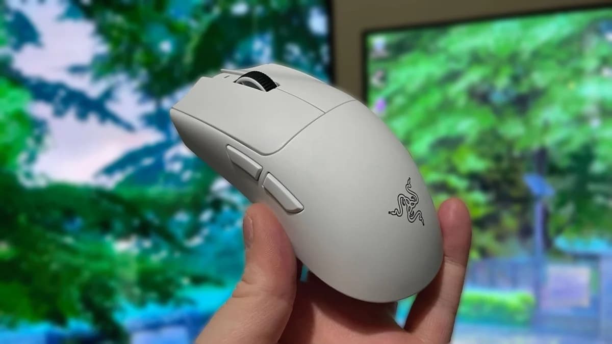 ลือ Razer เตรียมออกเมาส์เกมมิ่งคาร์บอนไฟเบอร์ น้ำหนักเบาลง แต่ราคาอาจพุ่งแตะราว 300 ดอลลาร์