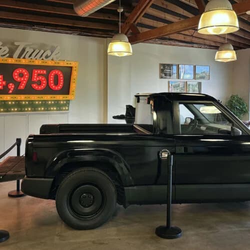 Slate เปิดโชว์รูมแรก ก่อนรถกระบะไฟฟ้า 25,000 ดอลลาร์เริ่มผลิต
