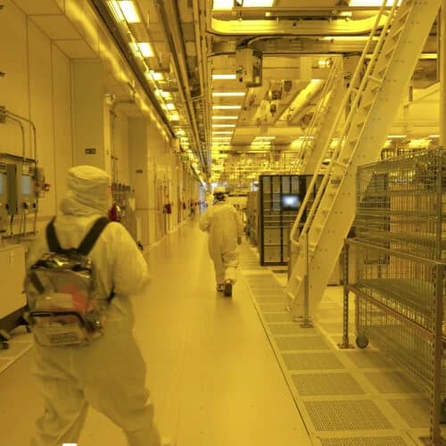 Intel ได้รับผ่อนผัน หลังข้อห้ามสหรัฐฯ เรื่องหุ่นยนต์นำเข้าทำให้กังวลกระทบโรงงานชิป