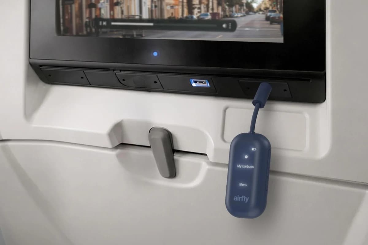 Twelve South เปิดตัว AirFly View ดองเกิลแปลงหูฟังไร้สายพร้อมจอช่วยจับคู่