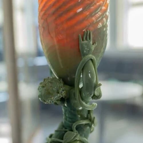 นักวิทย์จำลองสูตรแก้วโบราณ “Lycurgus Cup” ให้เกิดสีเปลี่ยนตามแสงได้อีกครั้ง