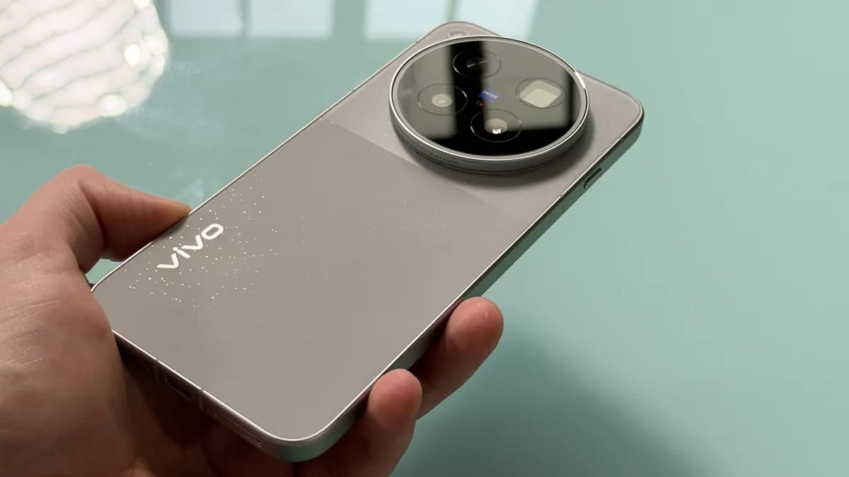 Vivo X500 Pro Max เปิดตัวสมาร์ตโฟนเน้นกล้อง พร้อมฟีเจอร์วิดีโอเพิ่มขึ้น