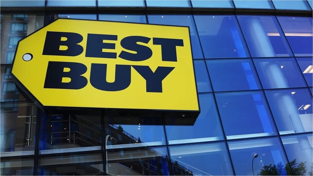 Best Buy เปิดปฏิทินโปรลดราคาปลายปี 2026 ครบตั้งแต่ก่อน Black Friday ถึงคริสต์มาส
