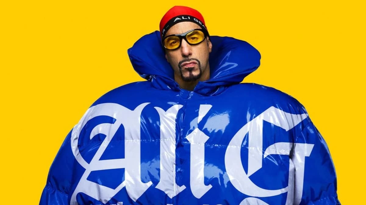 รีวิว Ali G: Who Iz I? หนังคืนชีพตัวละครดังแต่ไม่ค่อยติดตลก
