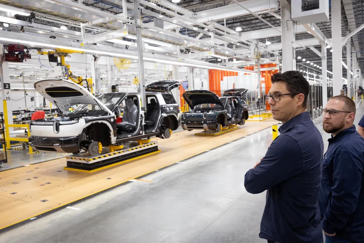 Rivian วางเดิมพันกับการขับขี่อัตโนมัติ ทดสอบจริงปลายปีนี้