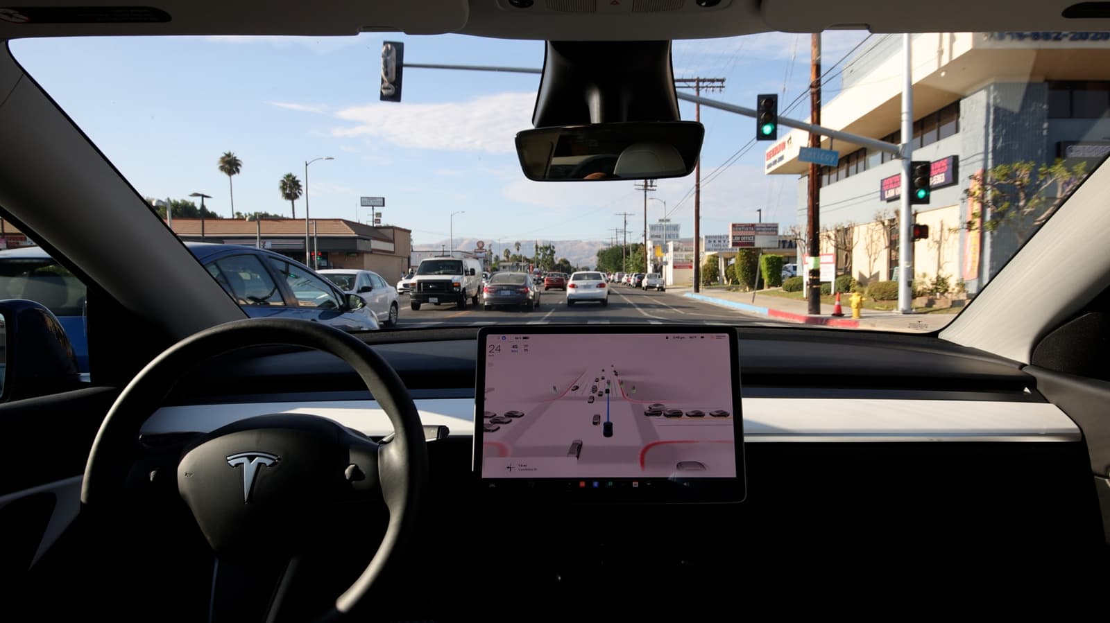 อดีตผู้จัดการ Tesla อ้างรถ Full Self-Driving เป็น “อันตรายเคลื่อนที่” ในคดีฟ้องร้องใหม่